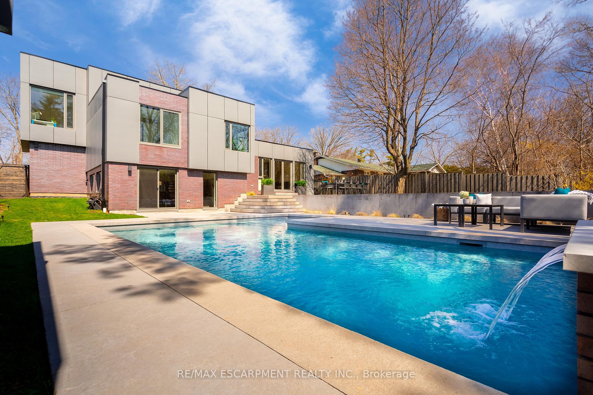 Photo 32 of 5008 Spruce Avenue, Burlington, Appleby — HOMEH