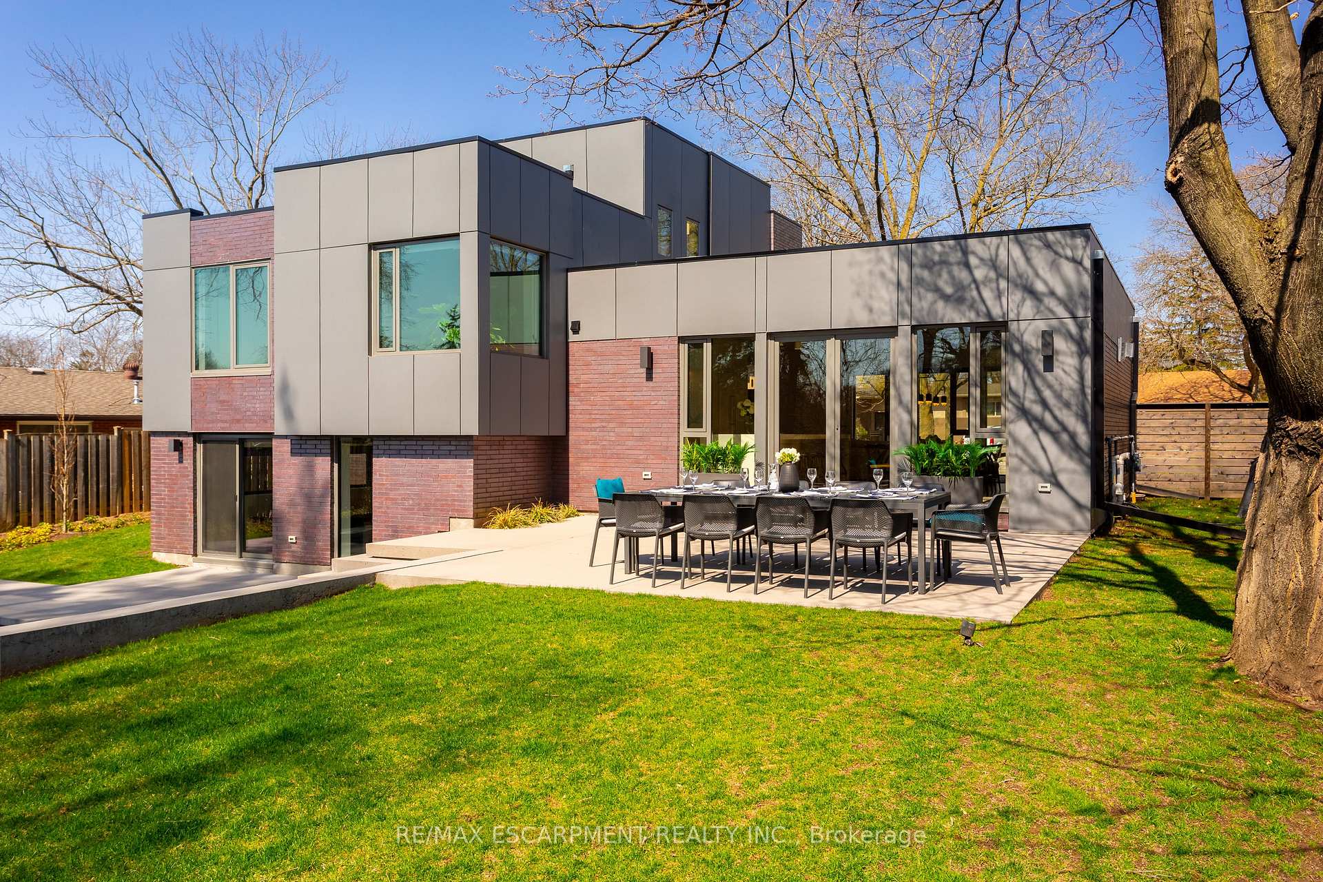 Photo 41 of 5008 Spruce Avenue, Burlington, Appleby — HOMEH