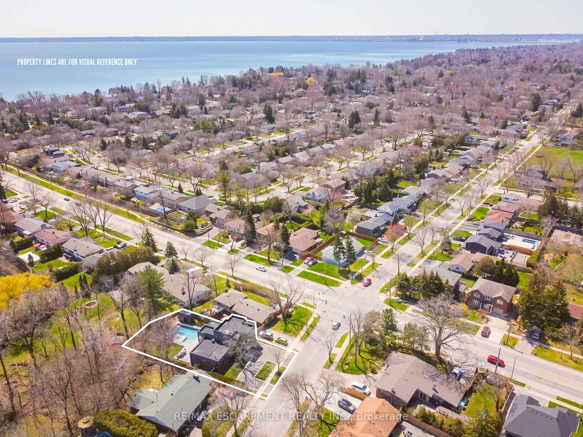 Photo 43 of 5008 Spruce Avenue, Burlington, Appleby — HOMEH