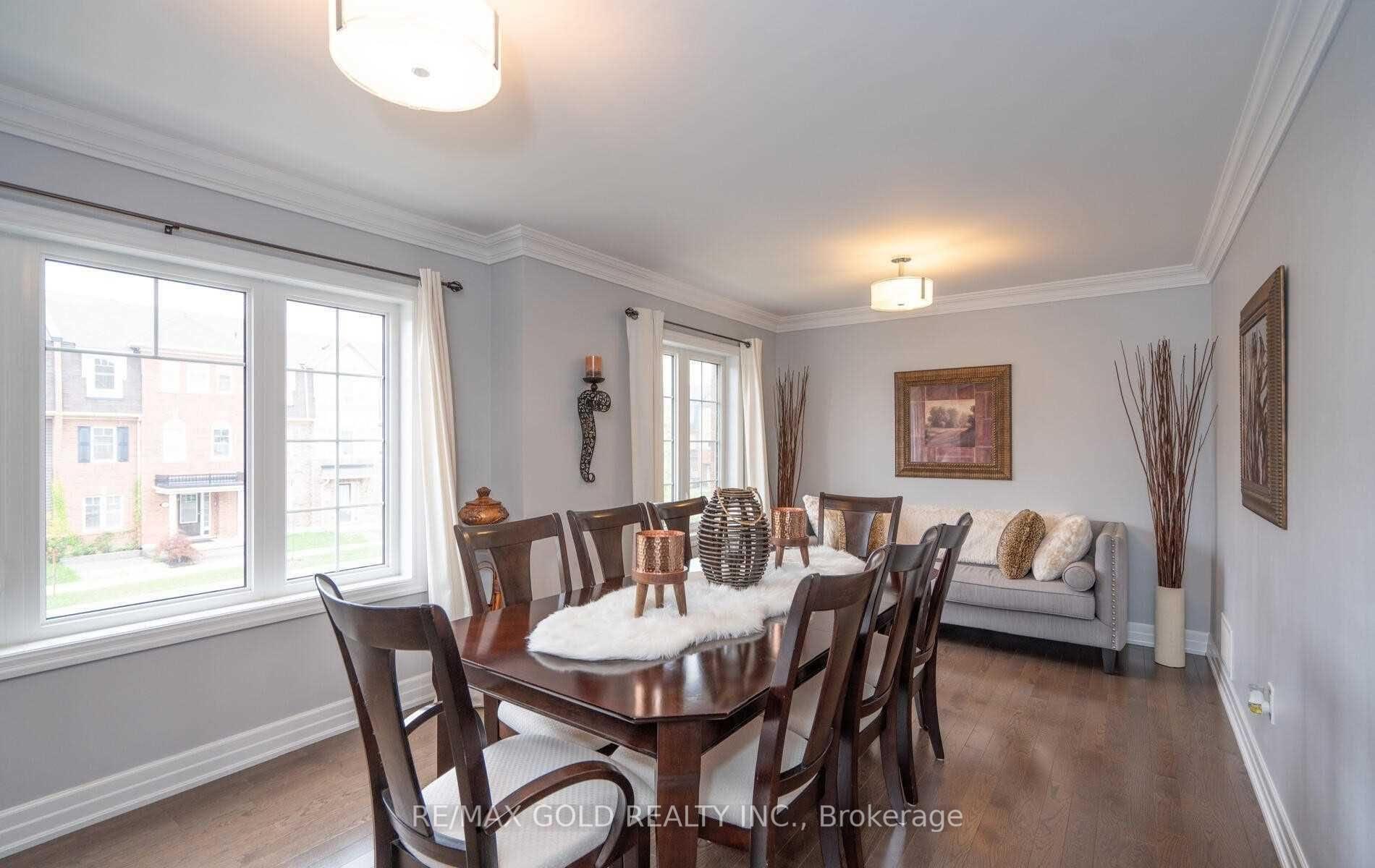 Photo 6 of 49 Ganton Heights, Brampton, Northwest Brampton — HOMEH