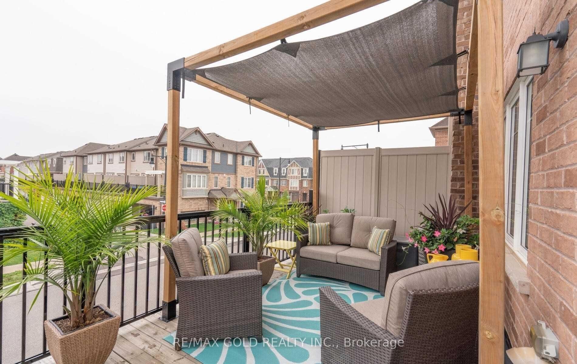 Photo 17 of 49 Ganton Heights, Brampton, Northwest Brampton — HOMEH