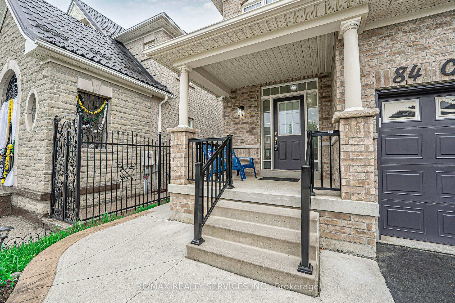 Photo 3 of 84 Gower Crescent, Brampton, Sandringham-Wellington — HOMEH