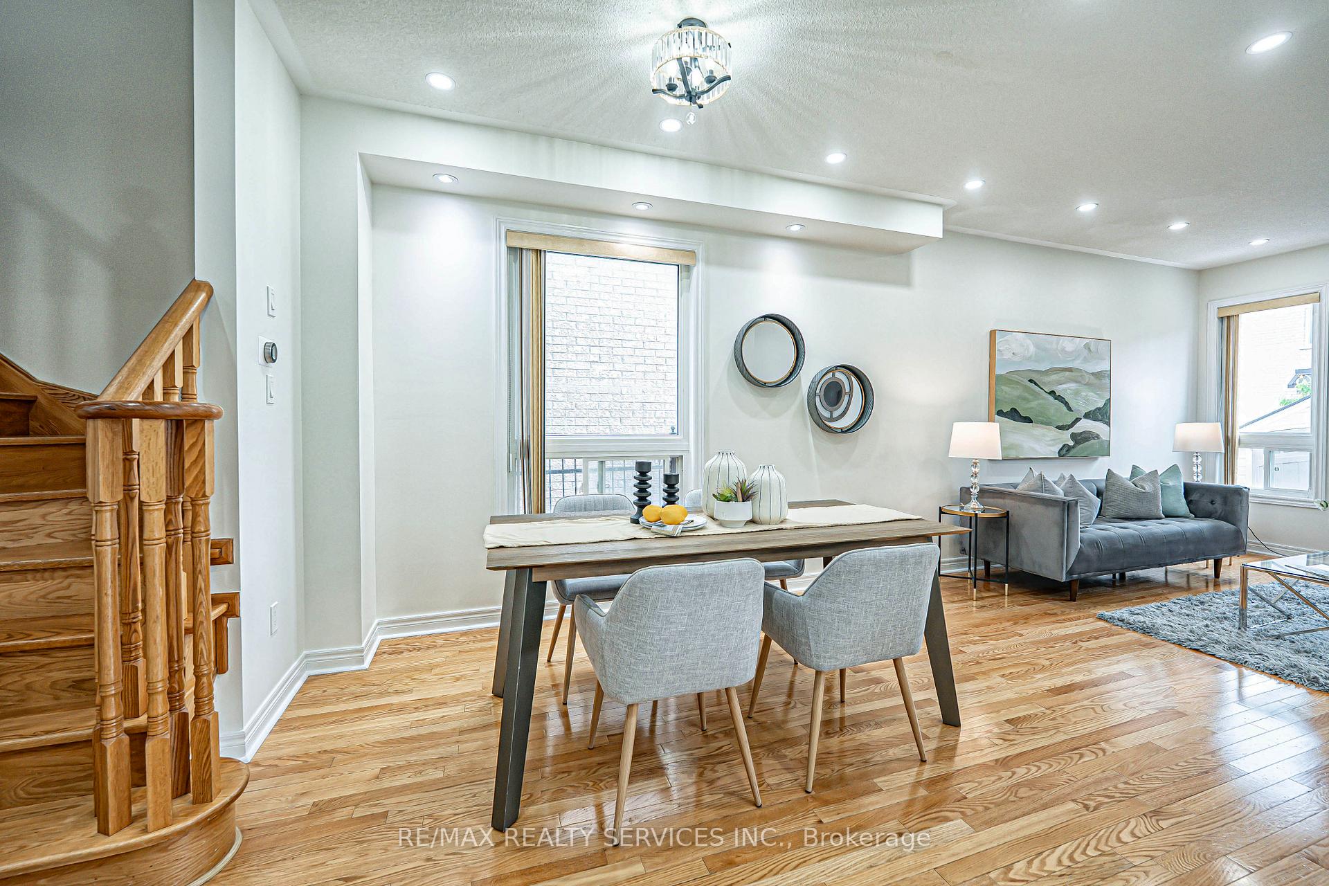 Photo 16 of 84 Gower Crescent, Brampton, Sandringham-Wellington — HOMEH