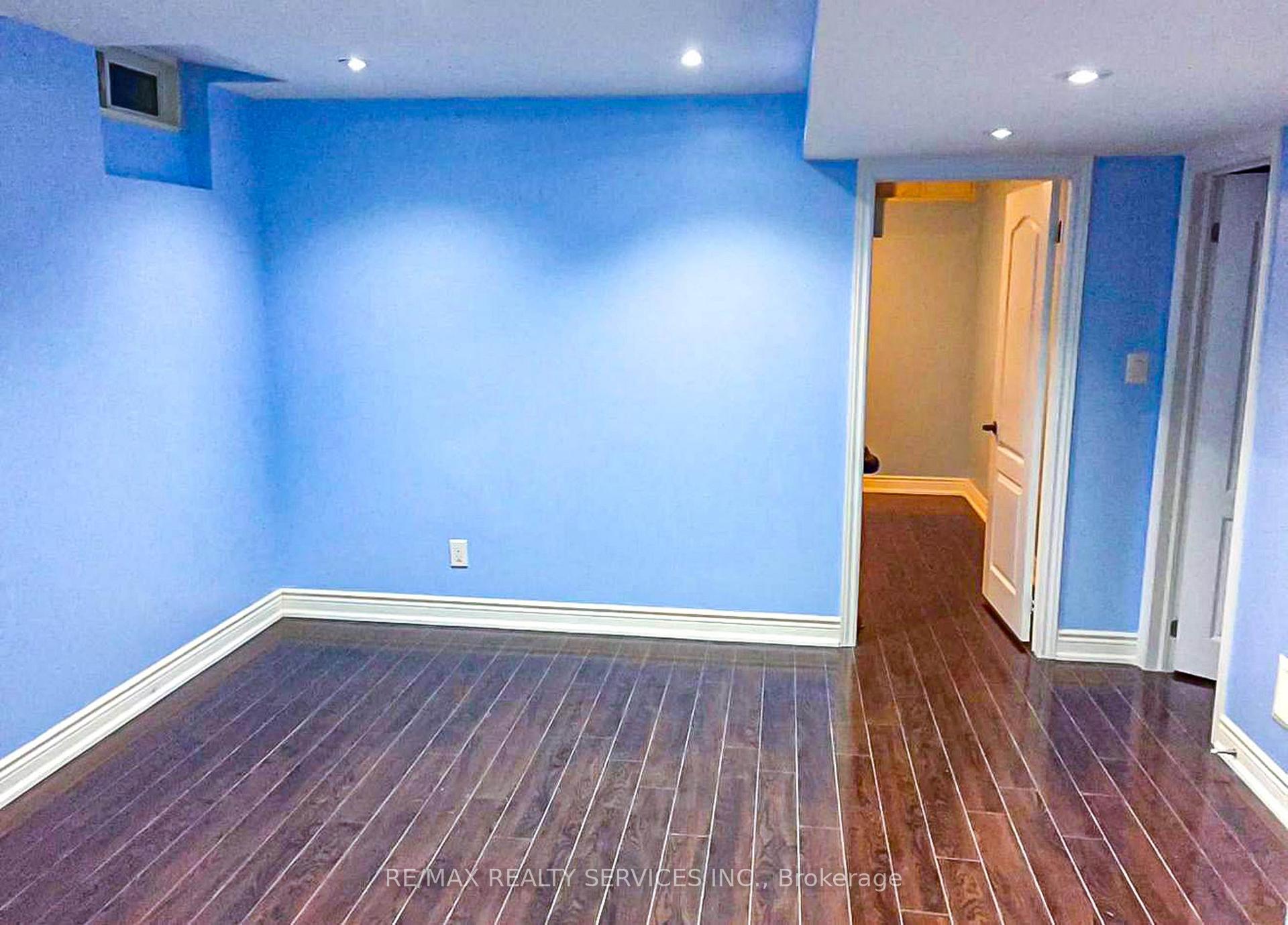 Photo 41 of 84 Gower Crescent, Brampton, Sandringham-Wellington — HOMEH