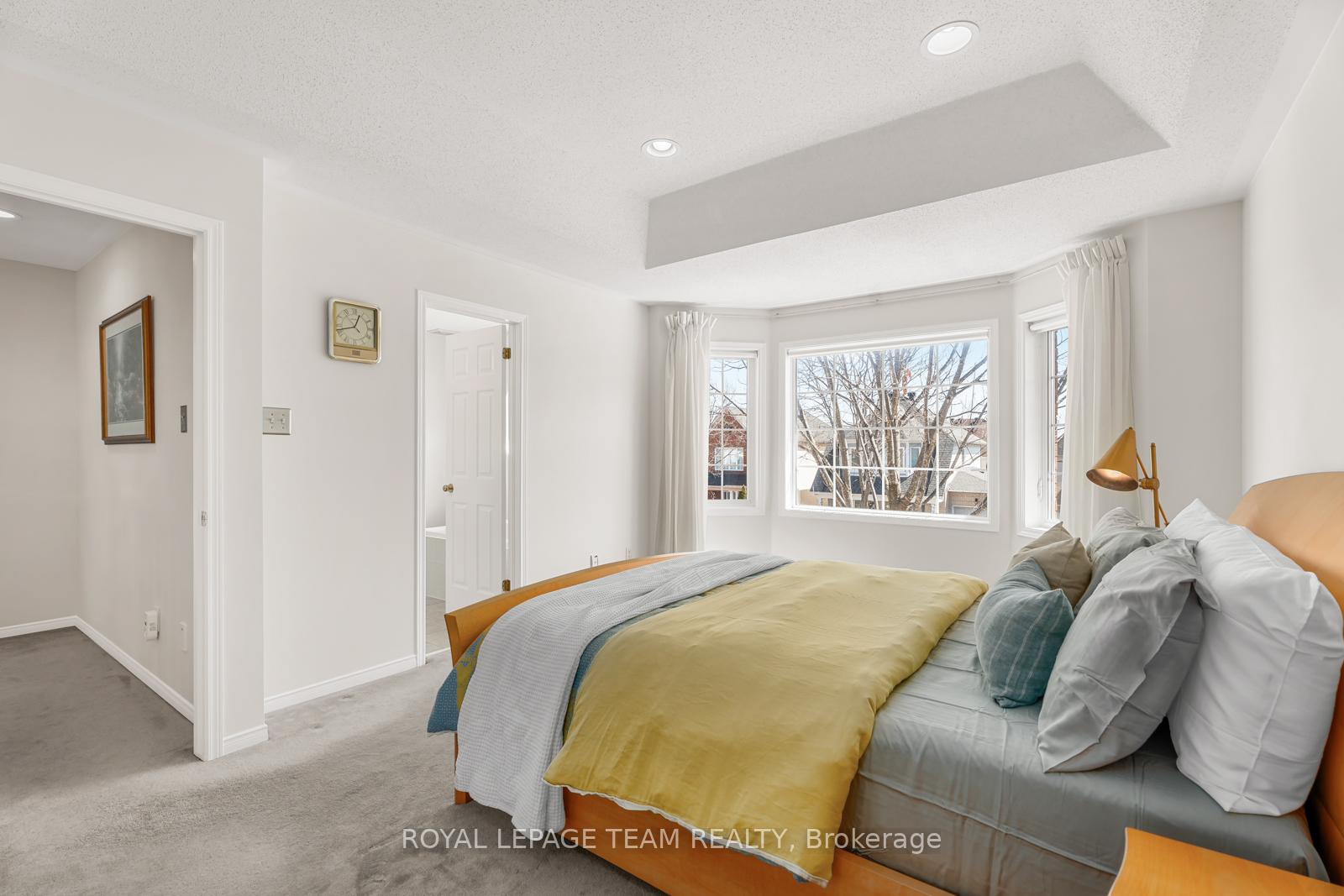 Photo 18 of 126 Cresthaven Drive, Ottawa, Barrhaven East — HOMEH