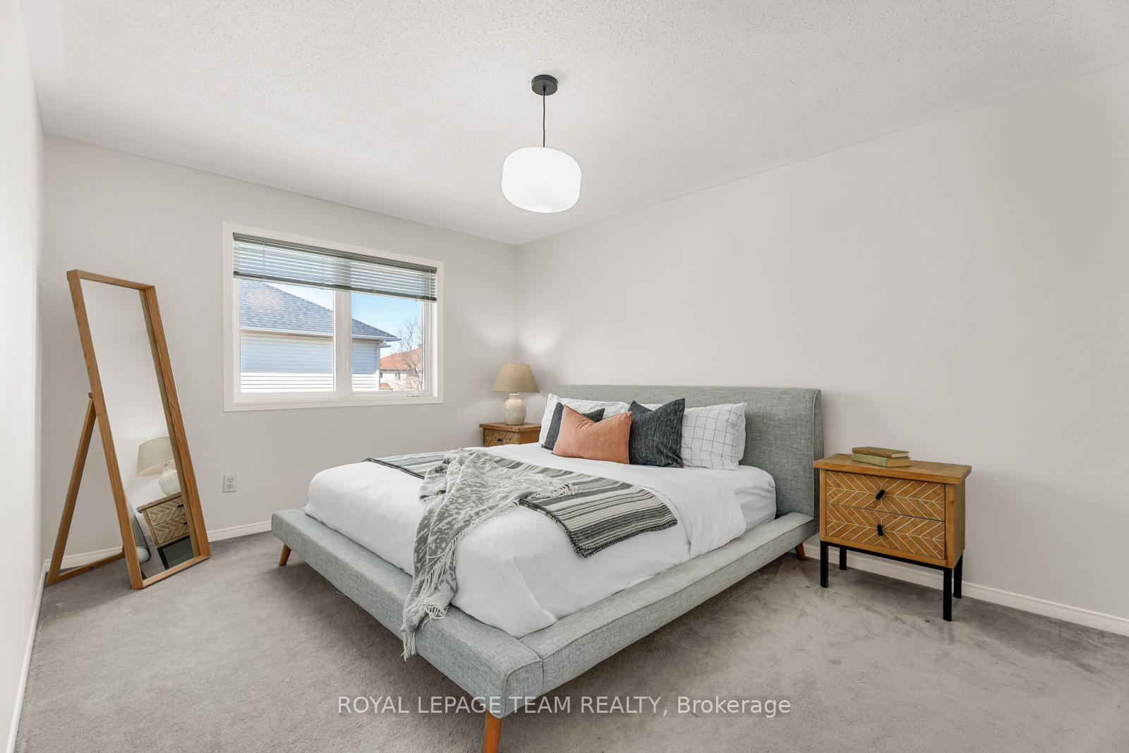 Photo 22 of 126 Cresthaven Drive, Ottawa, Barrhaven East — HOMEH