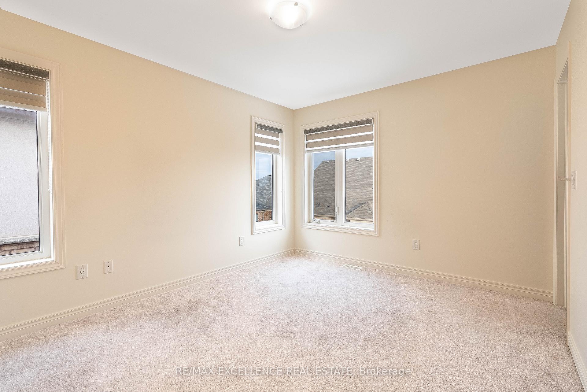Photo 7 of 3954 Thomas Alton Boulevard, Burlington, Alton — HOMEH