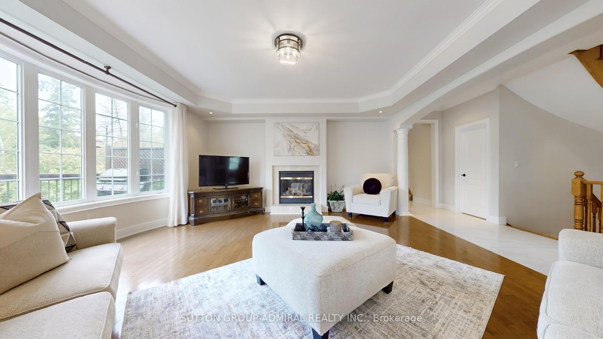 Photo 8 of 46 Richland Crescent, Brampton, Vales of Castlemore — HOMEH
