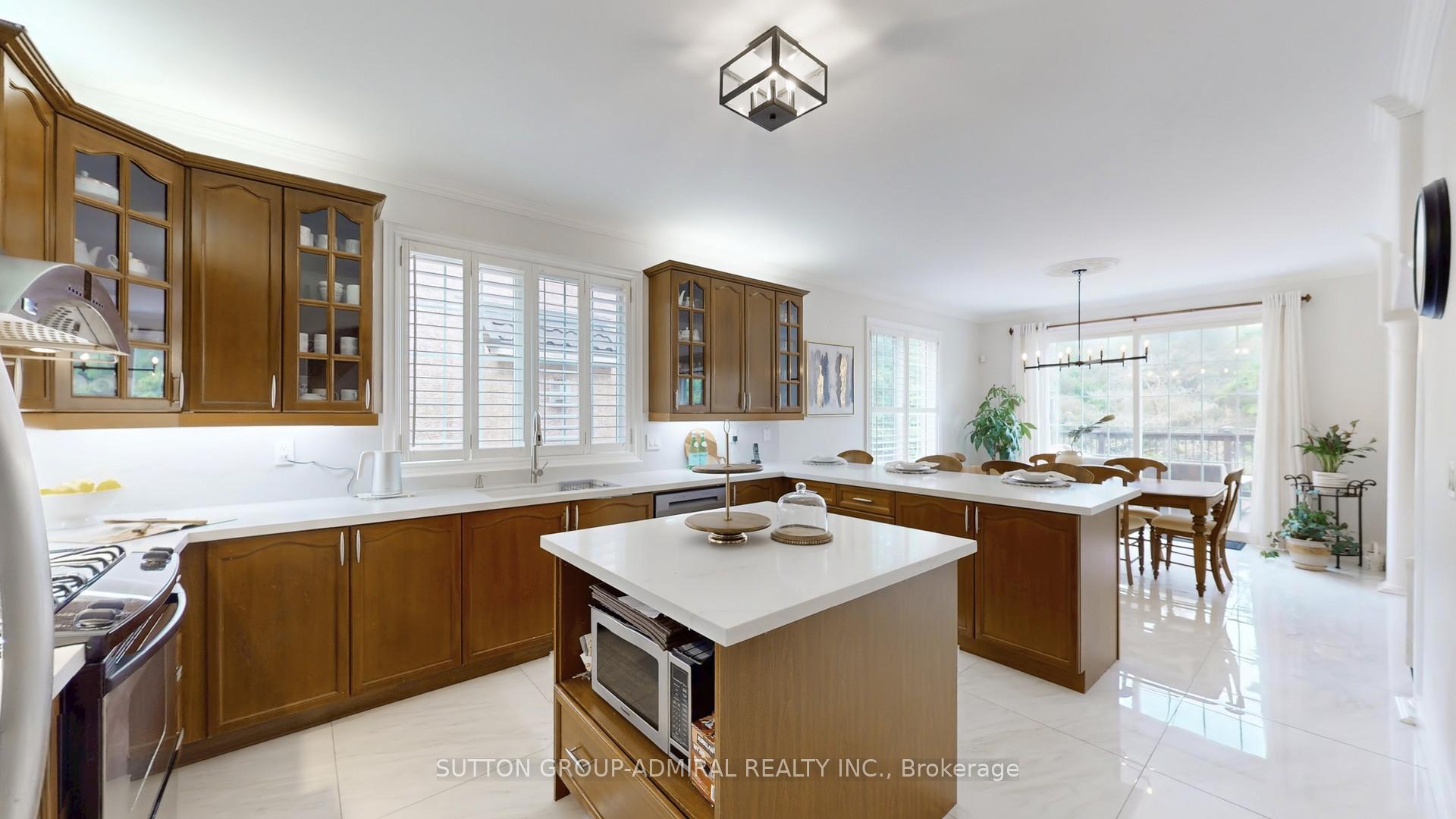 Photo 14 of 46 Richland Crescent, Brampton, Vales of Castlemore — HOMEH