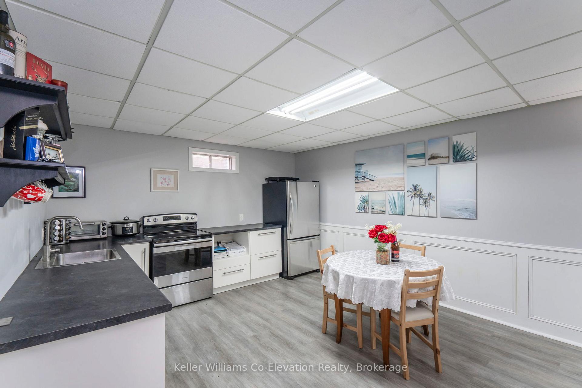 Photo 21 of 25 Fox Run, Barrie, Letitia Heights — HOMEH