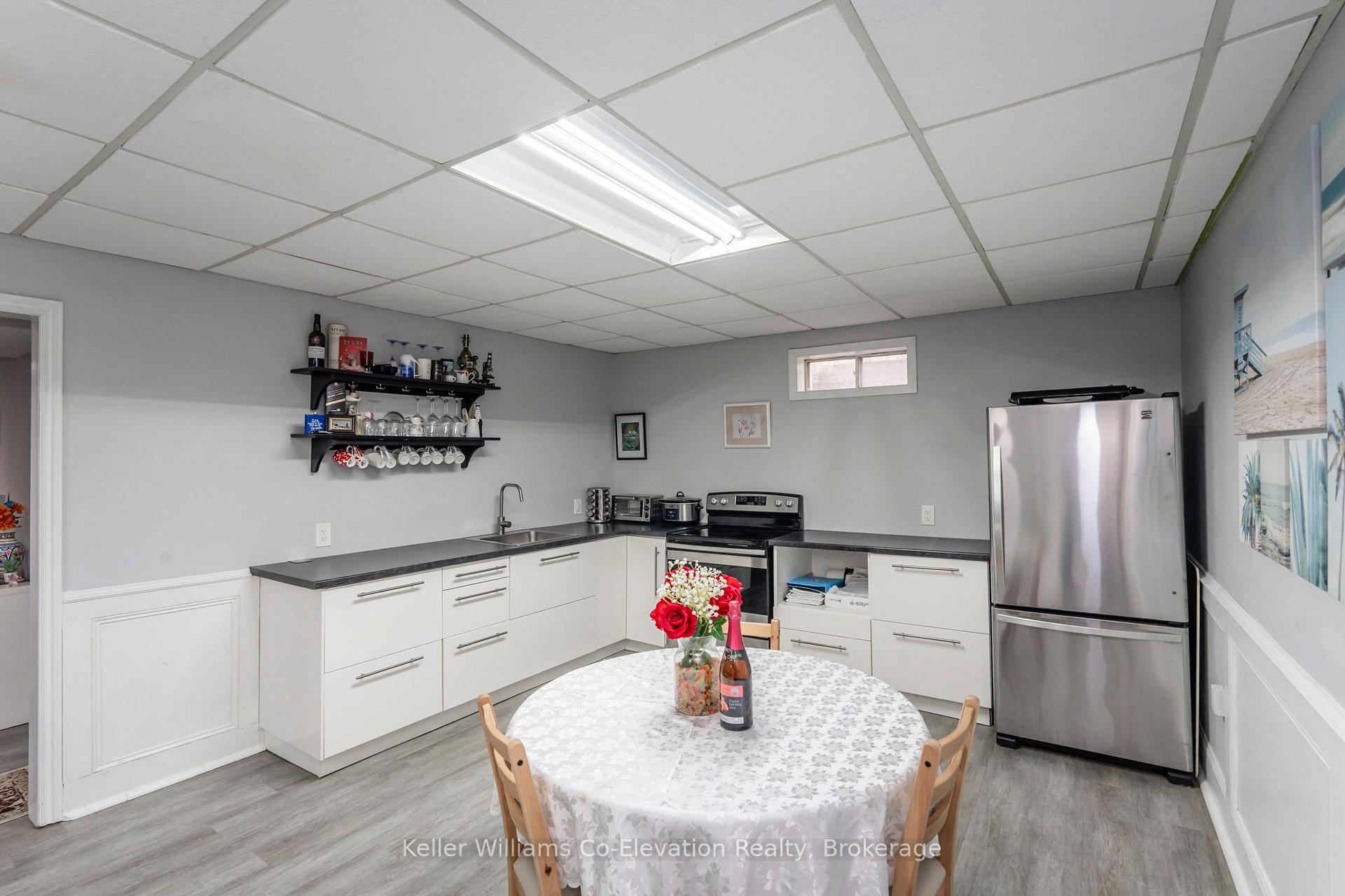 Photo 22 of 25 Fox Run, Barrie, Letitia Heights — HOMEH