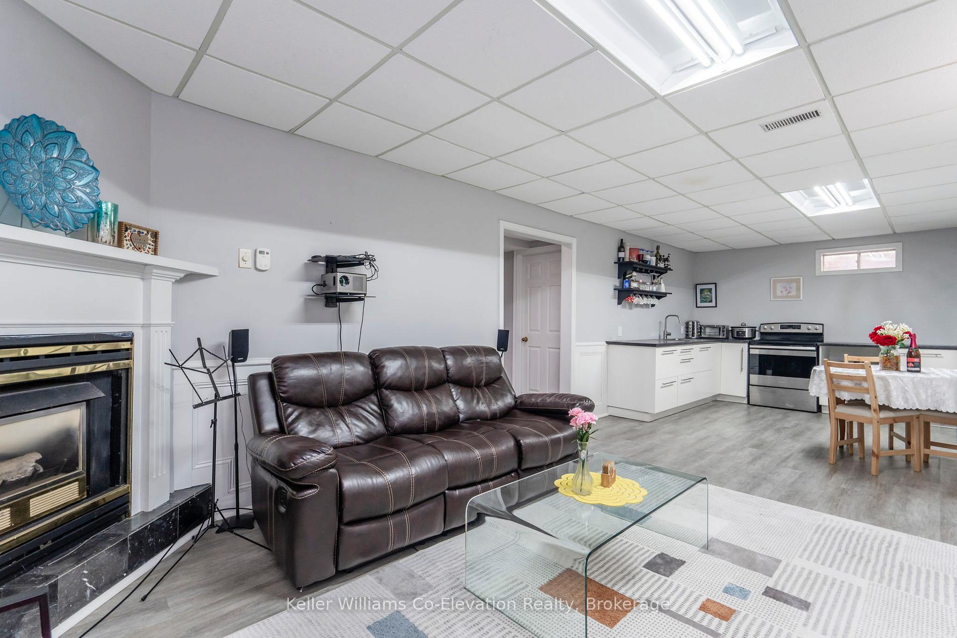 Photo 25 of 25 Fox Run, Barrie, Letitia Heights — HOMEH