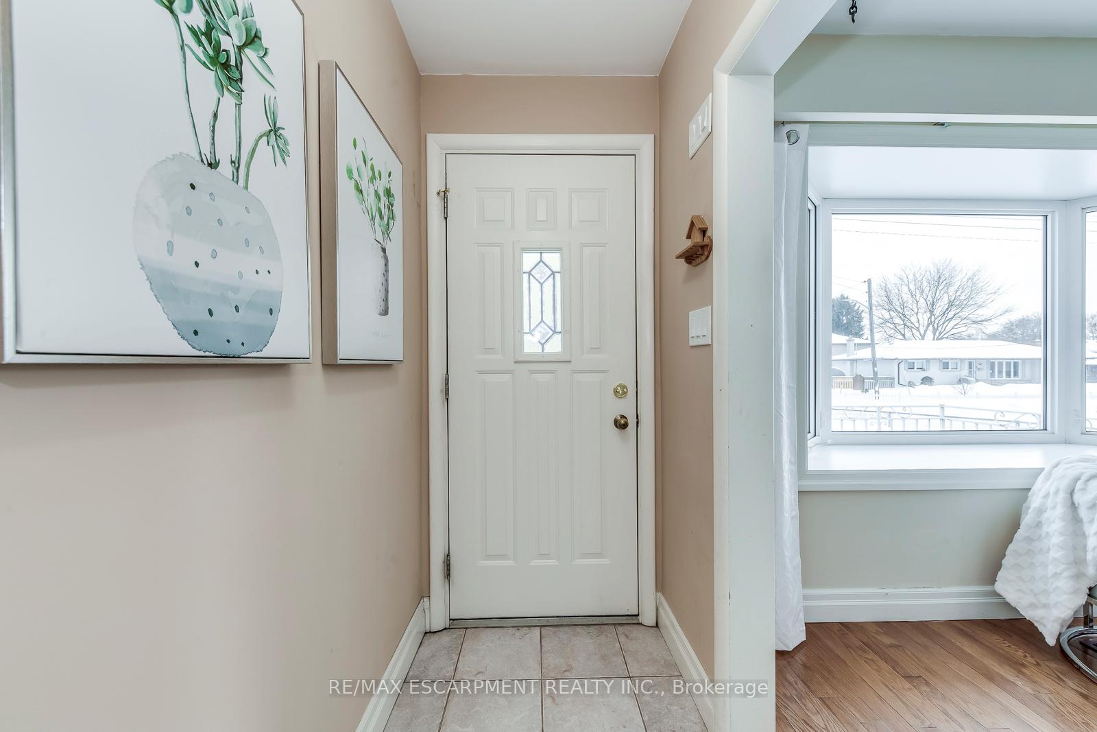 Photo 10 of 2377 Barclay Road, Burlington, Brant — HOMEH