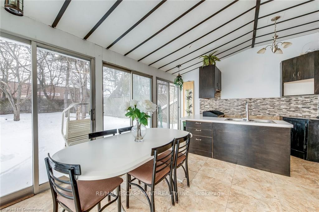Photo 24 of 2377 Barclay Road, Burlington, Brant — HOMEH