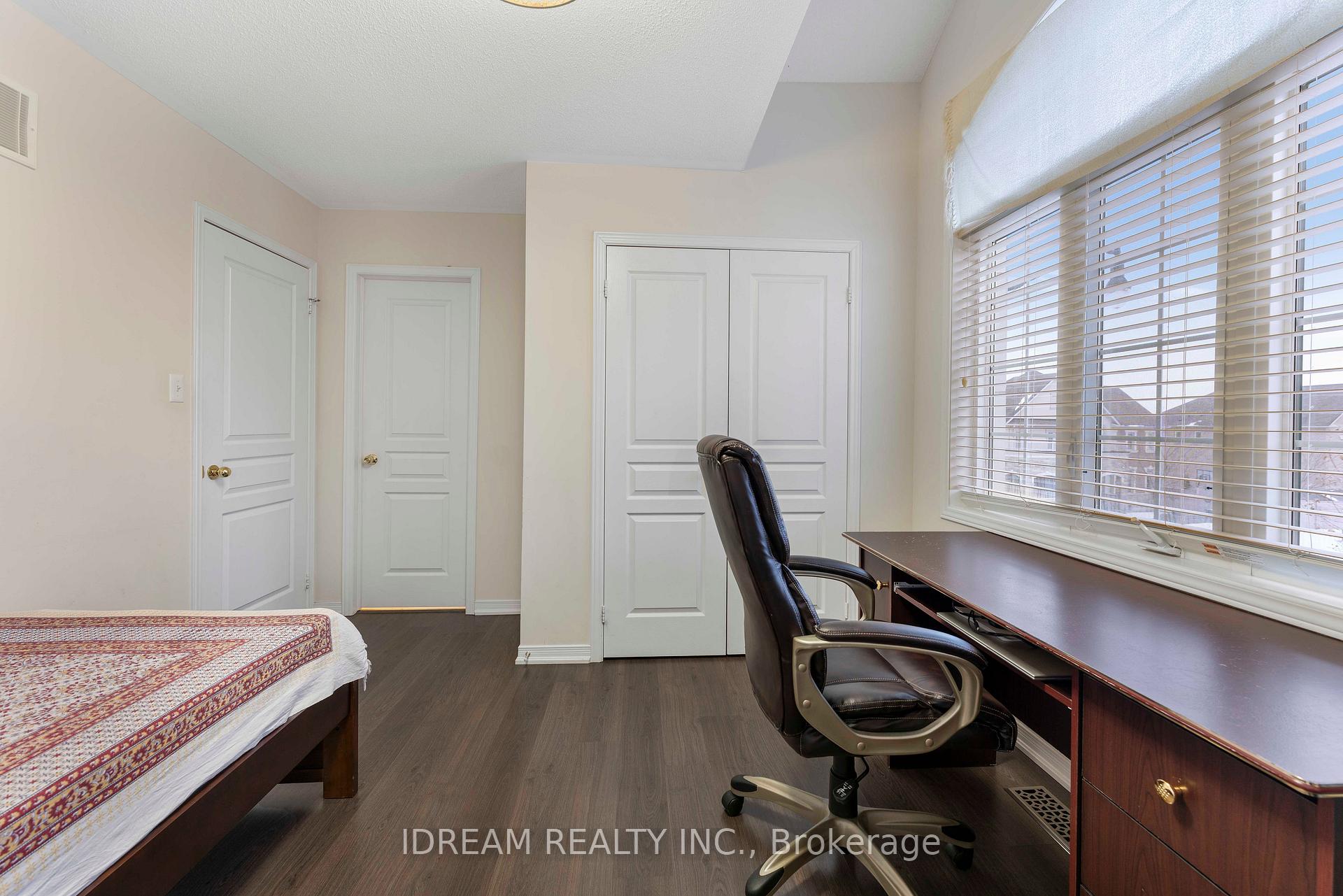 Photo 14 of 80 Fallmeadow Circle, Brampton, Credit Valley — HOMEH