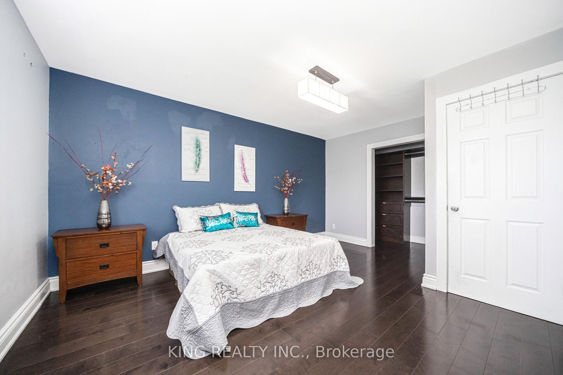 Photo 24 of 26 Davenport Crescent, Brampton, Southgate — HOMEH