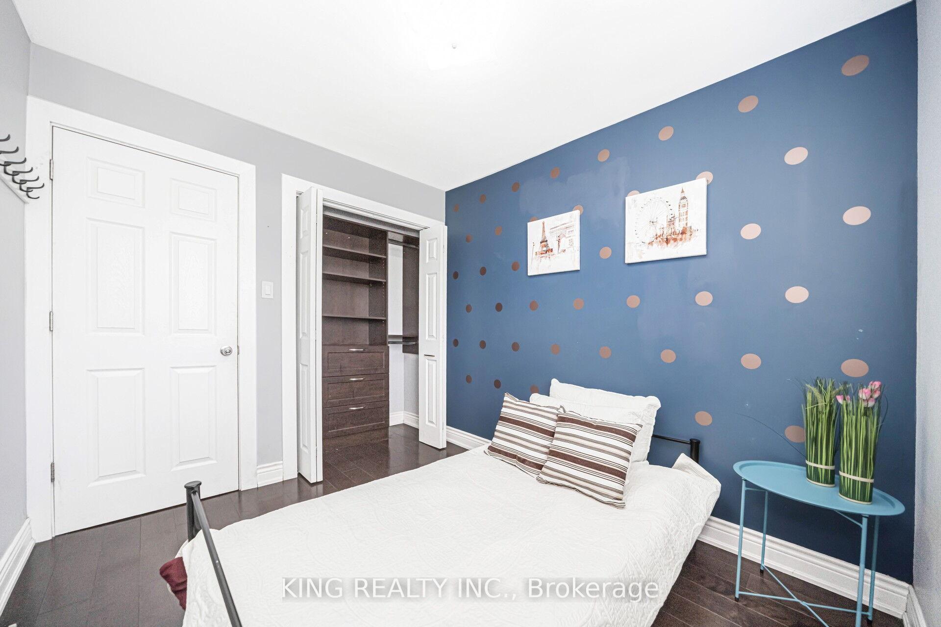 Photo 21 of 26 Davenport Crescent, Brampton, Southgate — HOMEH