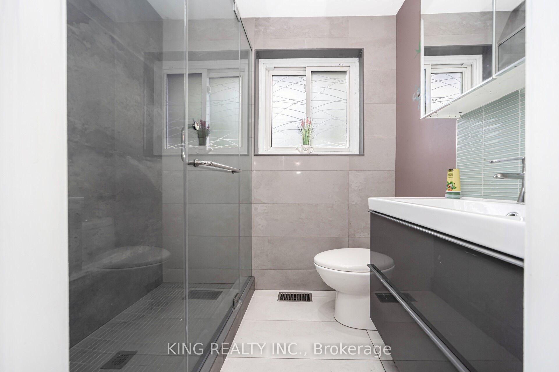 Photo 19 of 26 Davenport Crescent, Brampton, Southgate — HOMEH
