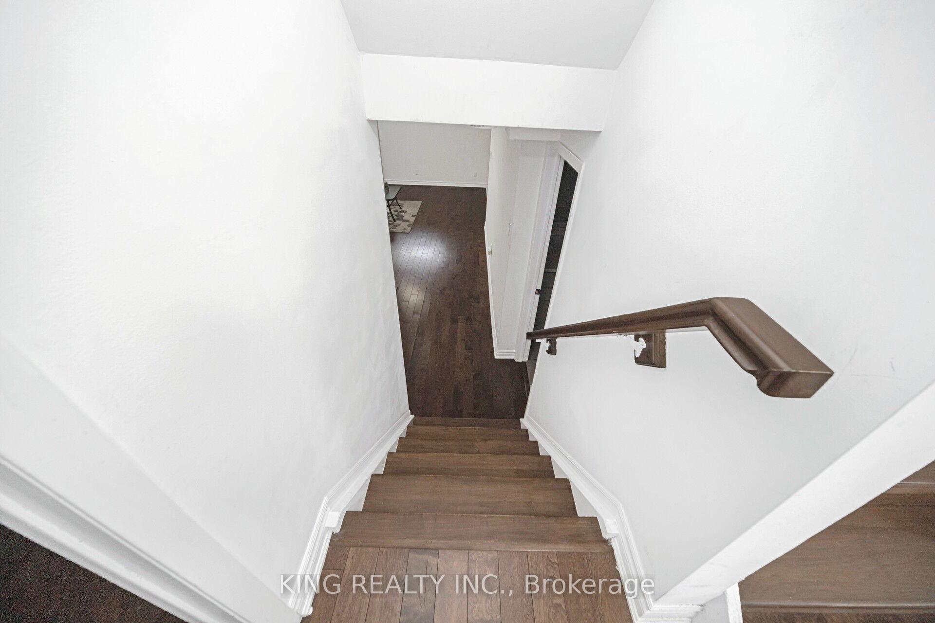Photo 43 of 26 Davenport Crescent, Brampton, Southgate — HOMEH