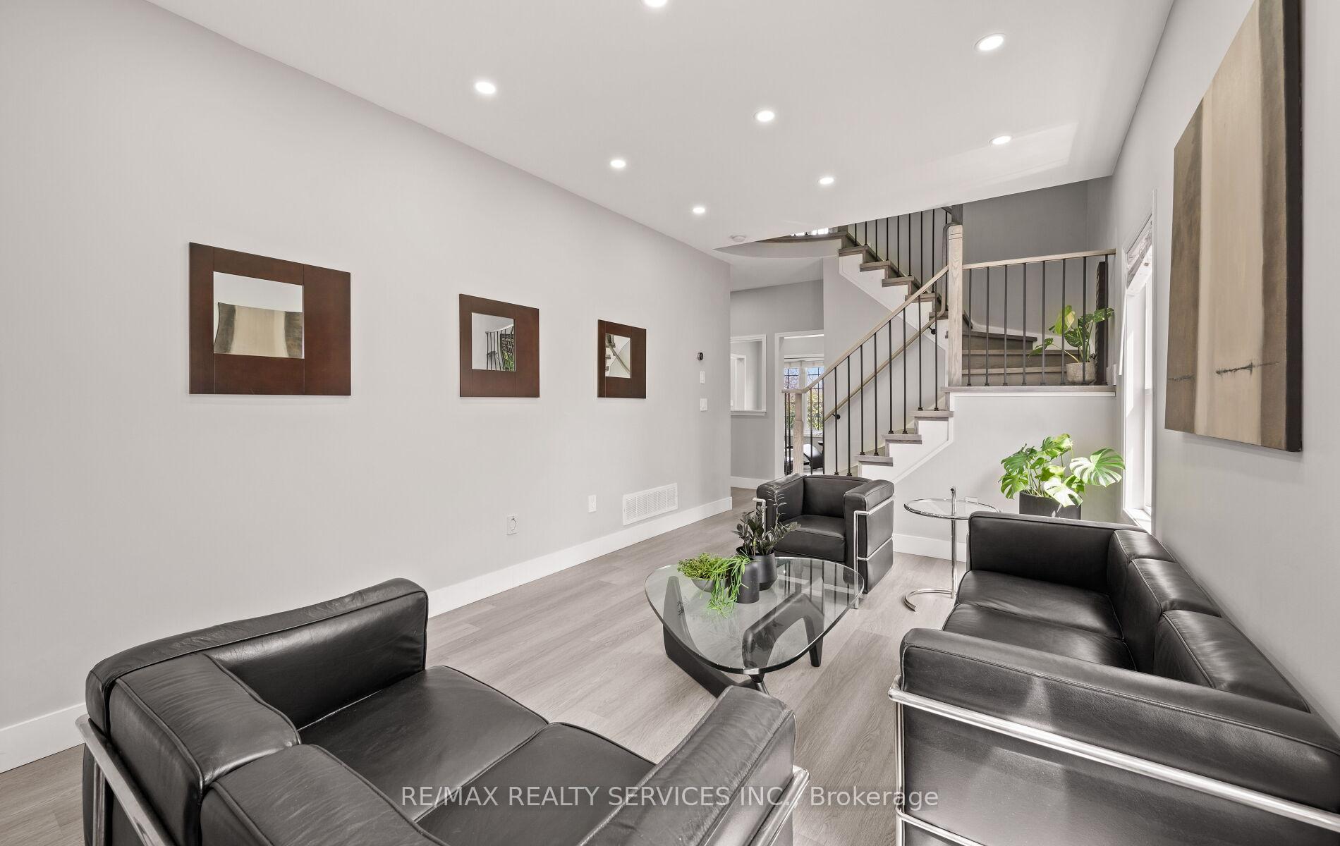 Photo 28 of 3 Beavervalley Drive, Brampton, Fletcher's Meadow — HOMEH