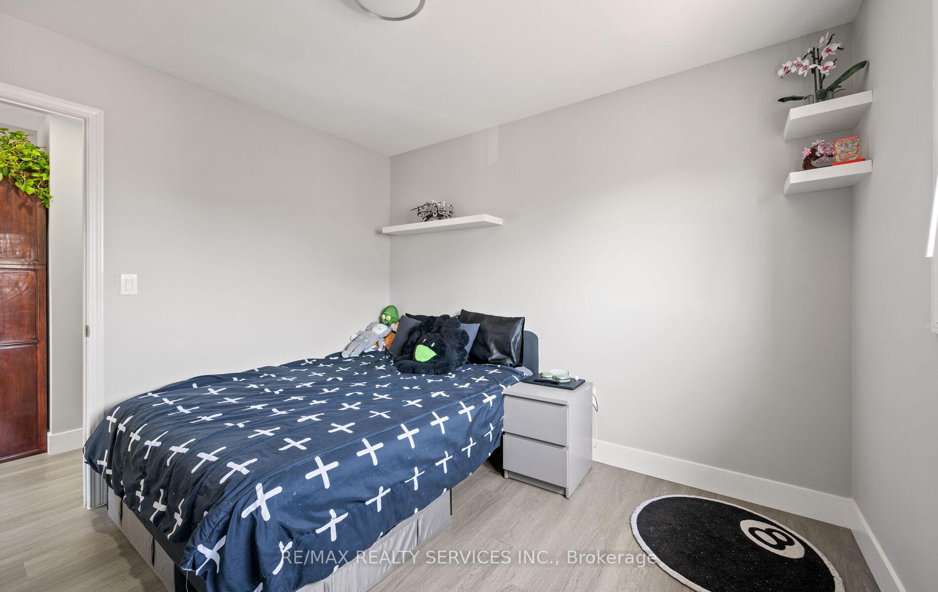 Photo 13 of 3 Beavervalley Drive, Brampton, Fletcher's Meadow — HOMEH