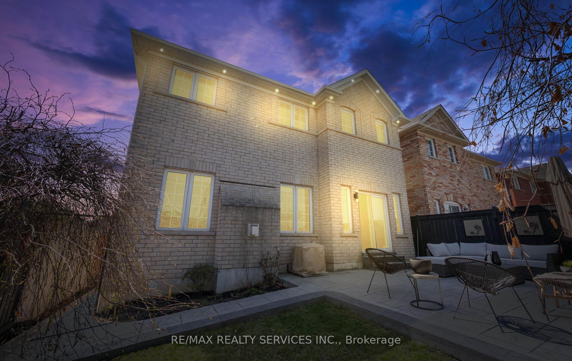 Photo 25 of 3 Beavervalley Drive, Brampton, Fletcher's Meadow — HOMEH
