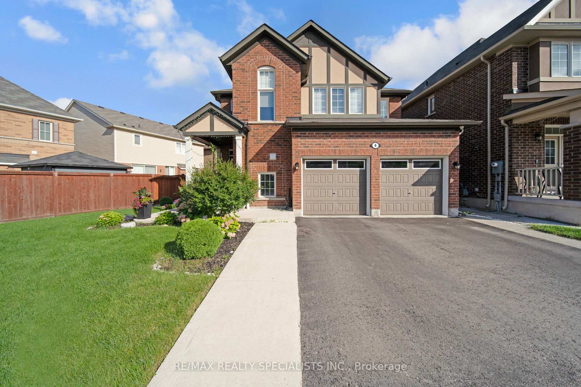 Photo 3 of 4 Stedford Crescent, Brampton, Northwest Brampton — HOMEH