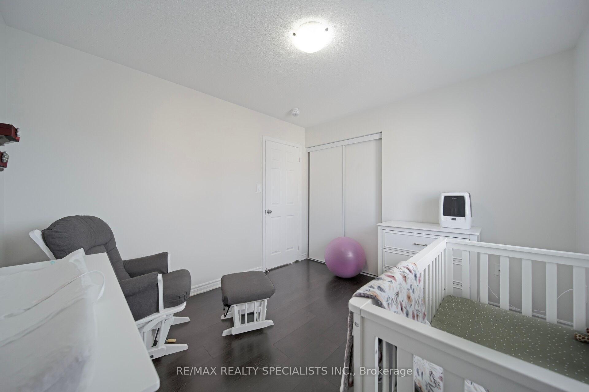 Photo 24 of 4 Stedford Crescent, Brampton, Northwest Brampton — HOMEH