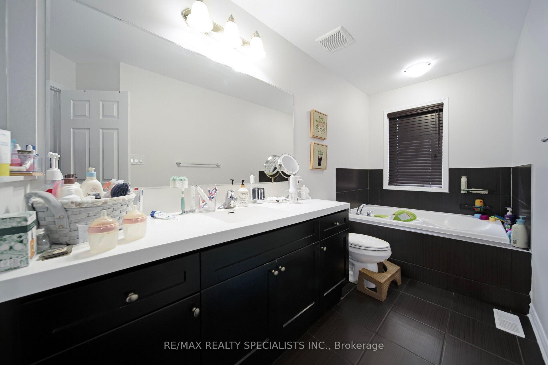 Photo 26 of 4 Stedford Crescent, Brampton, Northwest Brampton — HOMEH