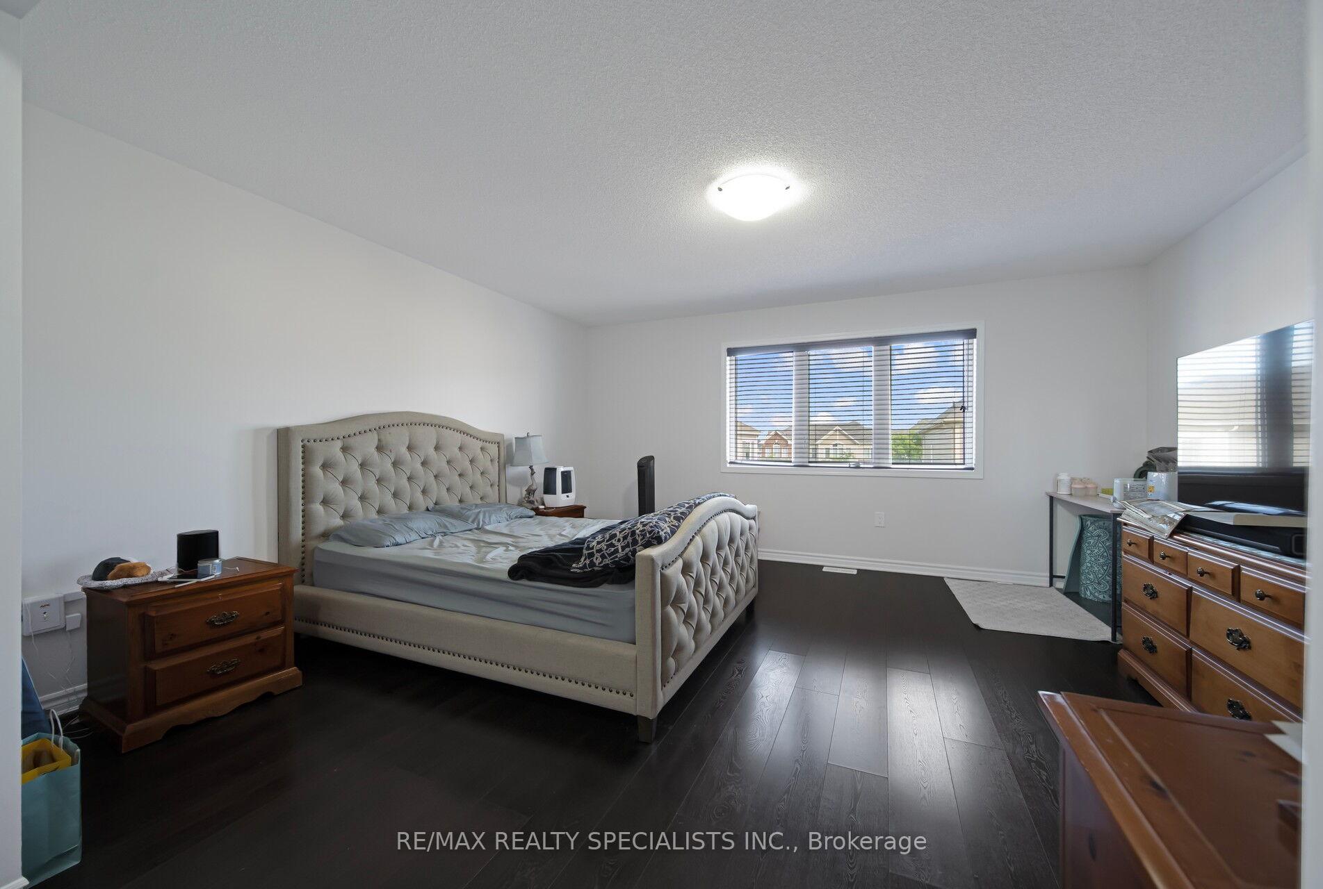 Photo 28 of 4 Stedford Crescent, Brampton, Northwest Brampton — HOMEH