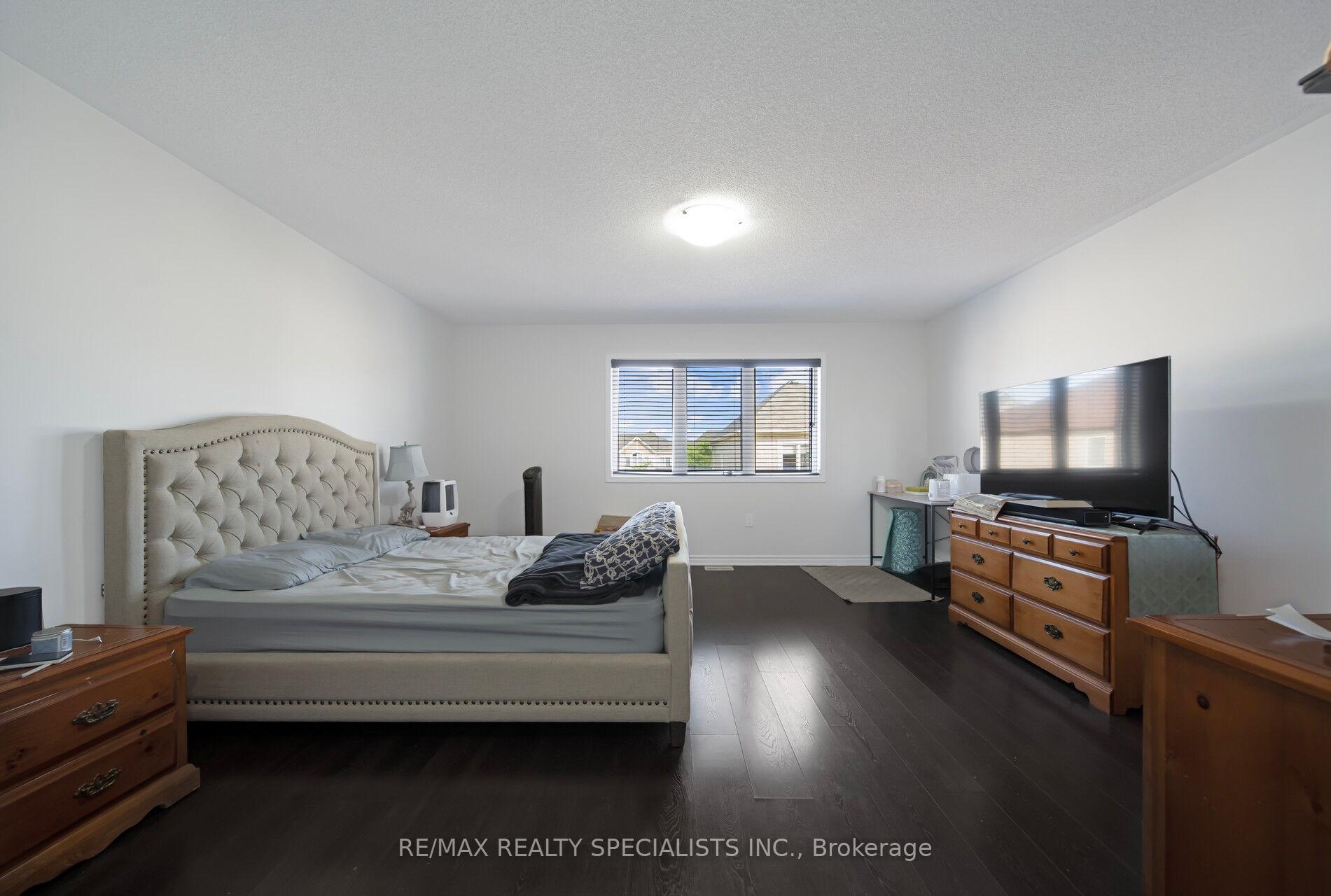 Photo 29 of 4 Stedford Crescent, Brampton, Northwest Brampton — HOMEH