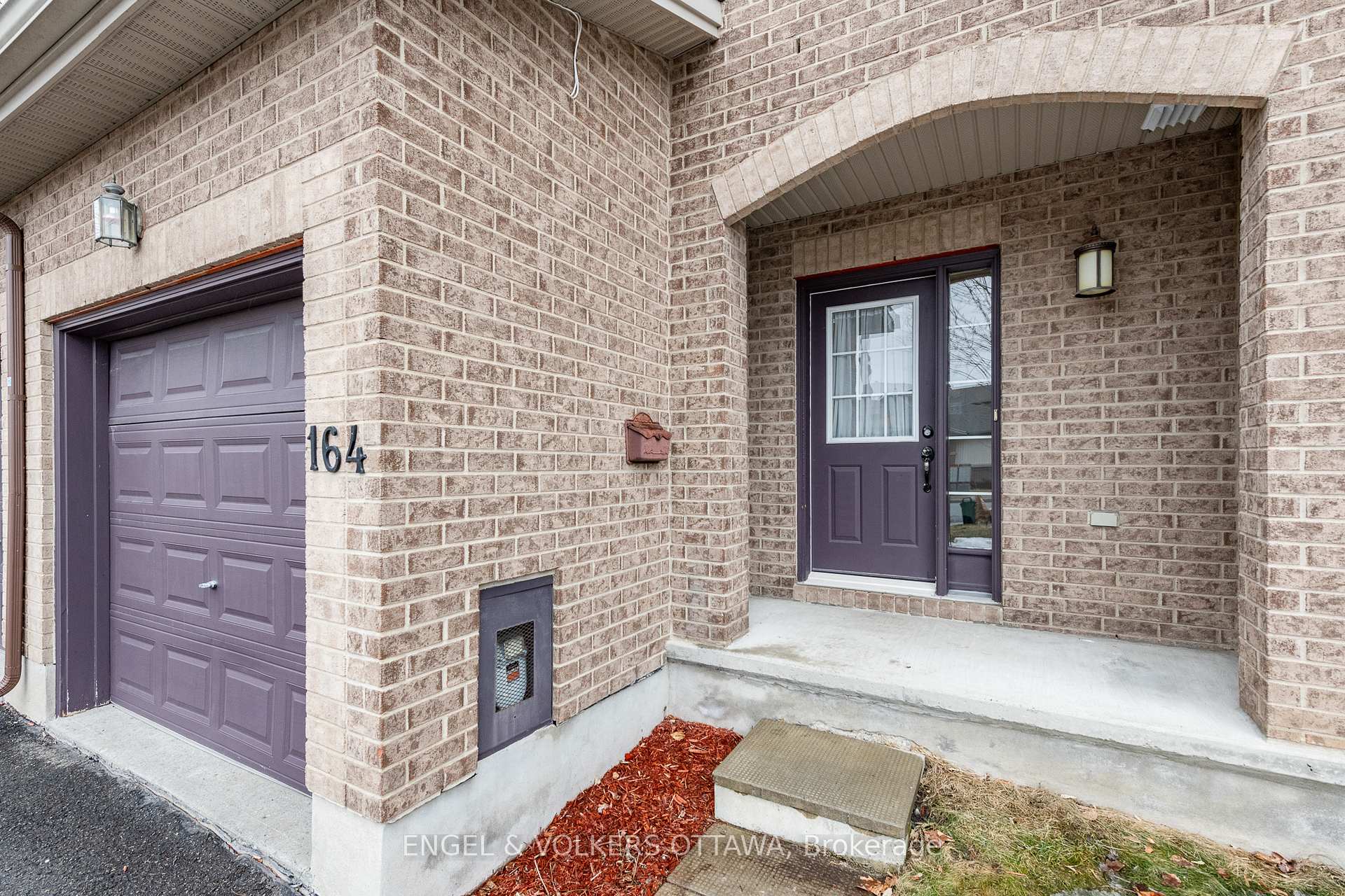 Photo 2 of 164 Claridge Drive W, Ottawa, Barrhaven - Longfields — HOMEH