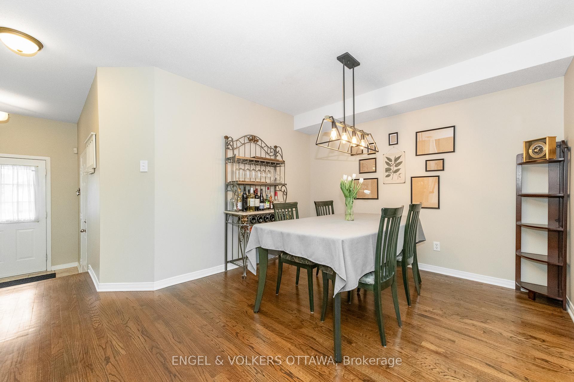 Photo 4 of 164 Claridge Drive W, Ottawa, Barrhaven - Longfields — HOMEH