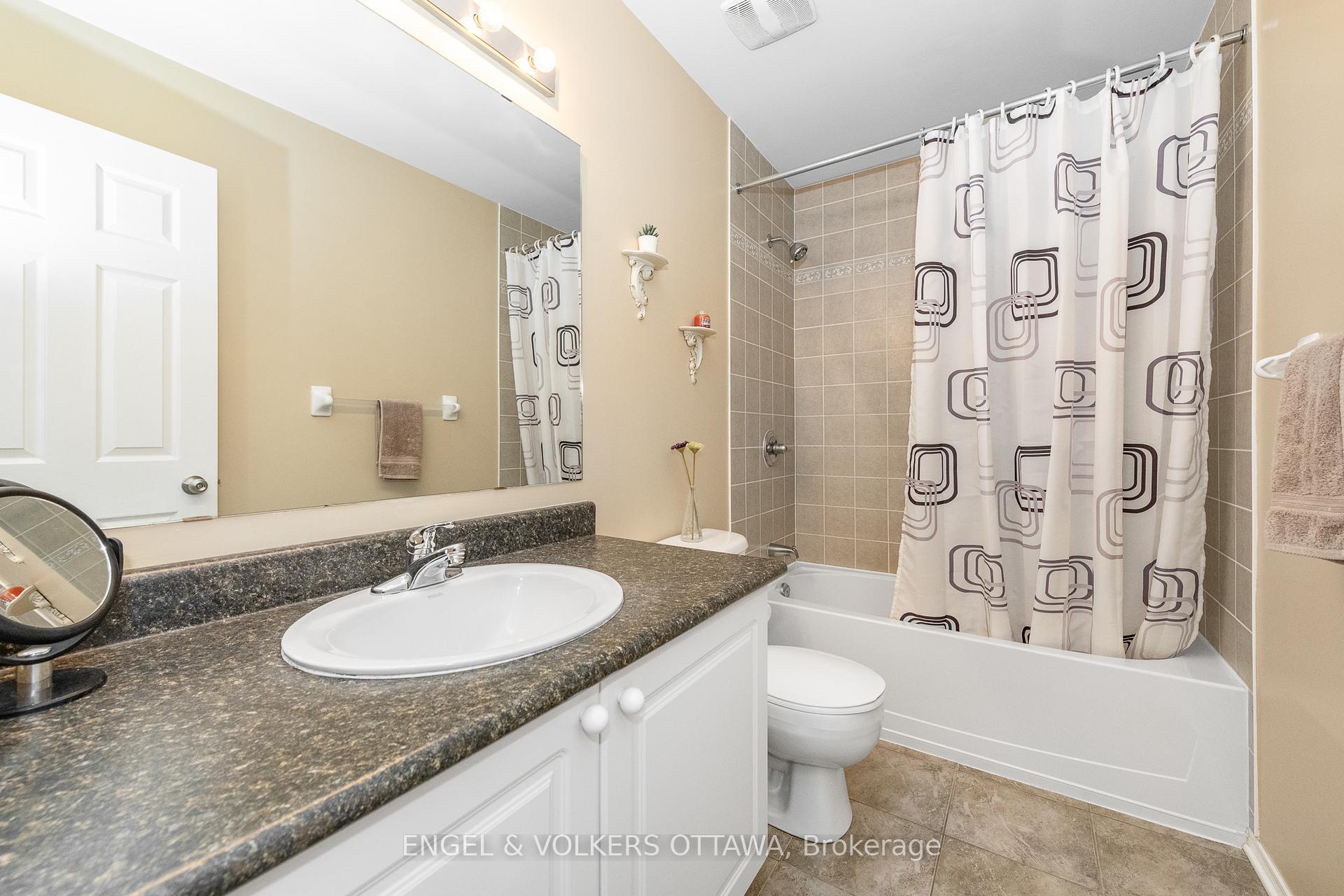 Photo 16 of 164 Claridge Drive W, Ottawa, Barrhaven - Longfields — HOMEH