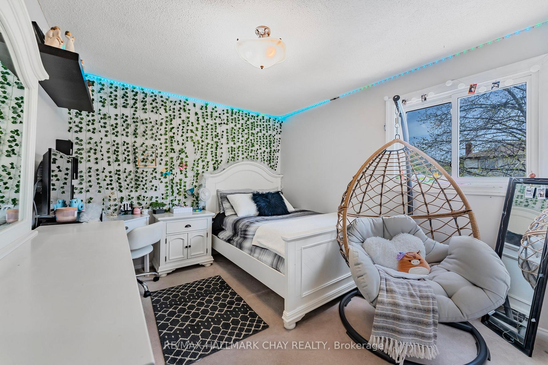 Photo 33 of 58 Carruthers Crescent, Barrie, Grove East — HOMEH