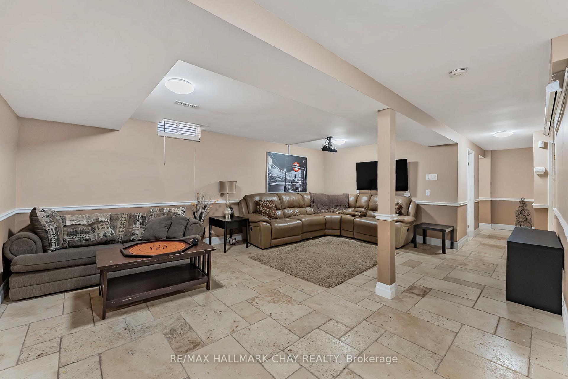 Photo 37 of 58 Carruthers Crescent, Barrie, Grove East — HOMEH