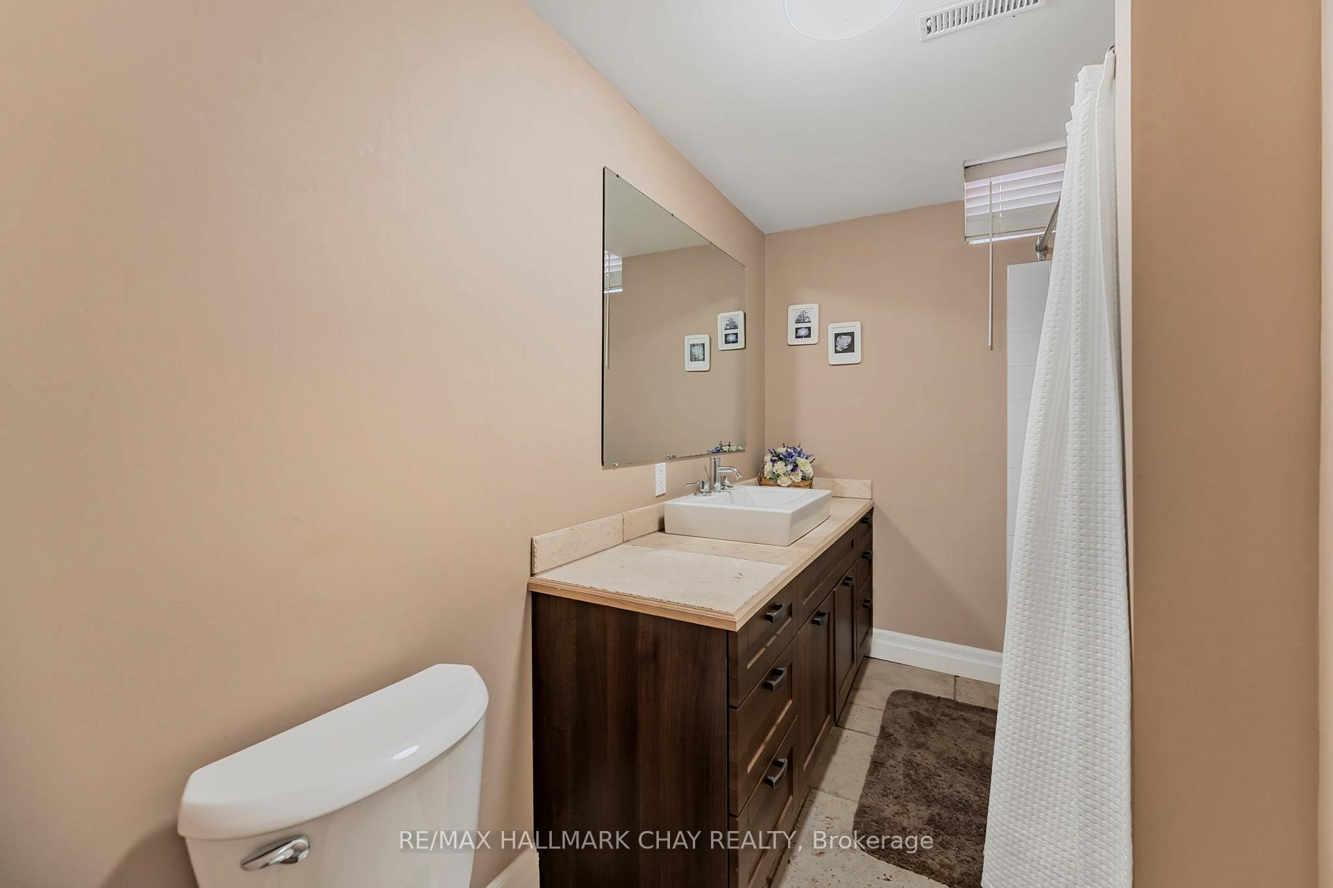 Photo 40 of 58 Carruthers Crescent, Barrie, Grove East — HOMEH