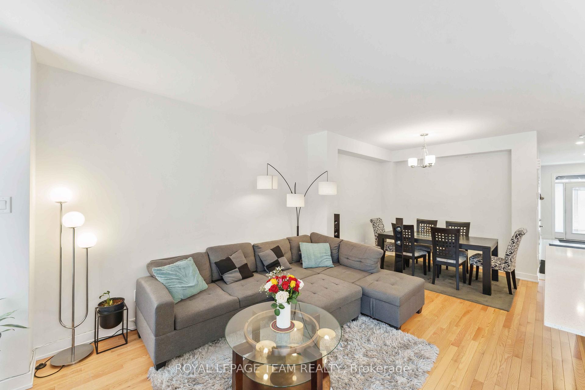 Photo 11 of 84 Heirloom Street, Ottawa, Riverside South/Gloucester Glen — HOMEH