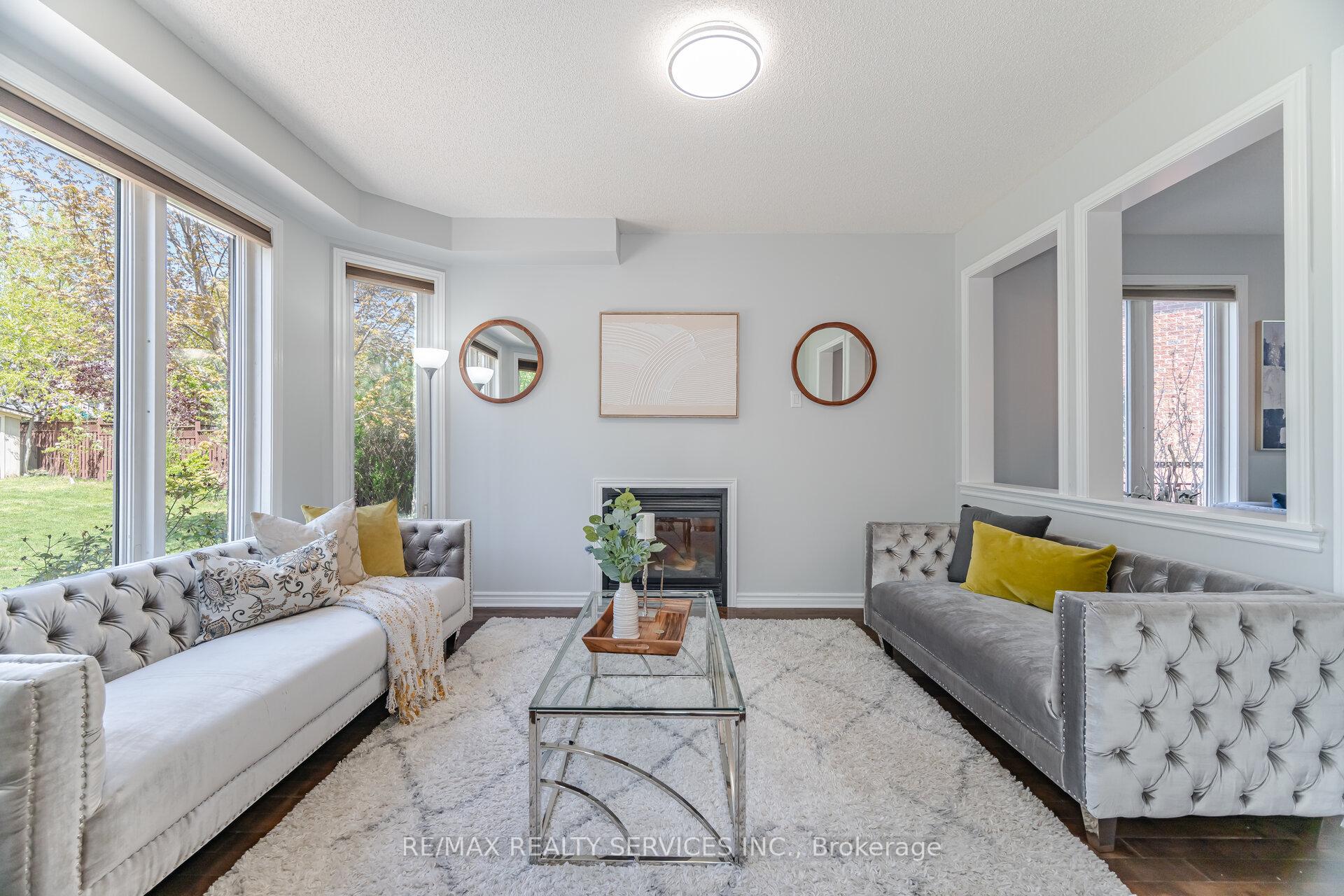 Photo 15 of 69 Harbourtown Crescent, Brampton, Madoc — HOMEH