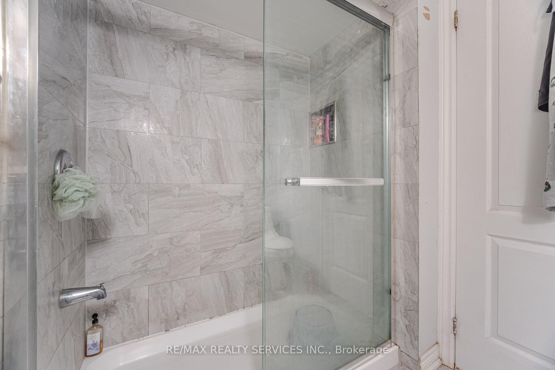 Photo 45 of 69 Harbourtown Crescent, Brampton, Madoc — HOMEH