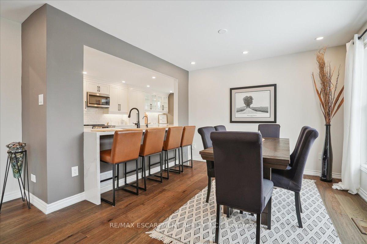 Photo 7 of 1268 Rosseau Place, Burlington, Tyandaga — HOMEH