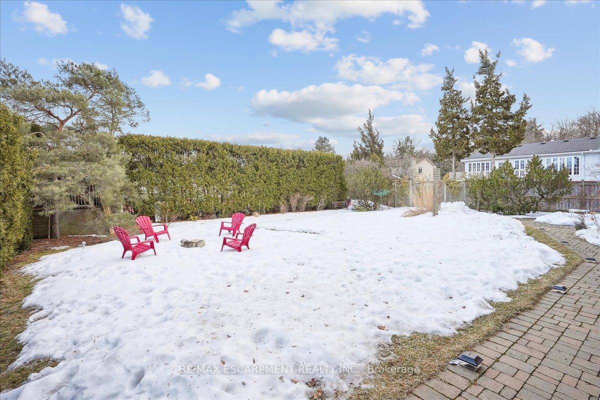 Photo 35 of 1268 Rosseau Place, Burlington, Tyandaga — HOMEH