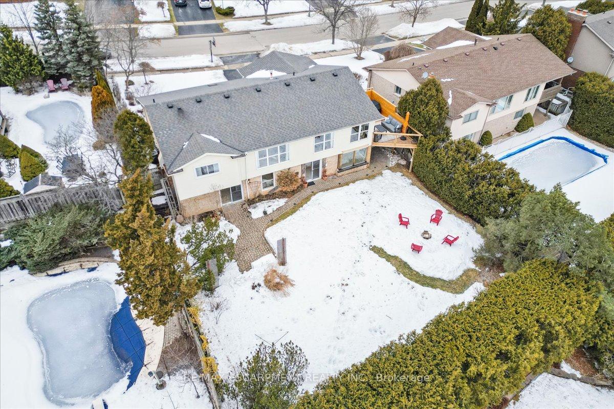 Photo 36 of 1268 Rosseau Place, Burlington, Tyandaga — HOMEH