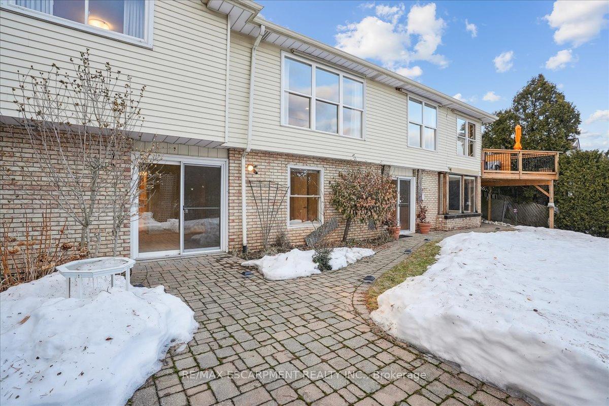 Photo 37 of 1268 Rosseau Place, Burlington, Tyandaga — HOMEH