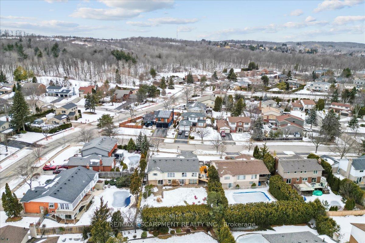 Photo 41 of 1268 Rosseau Place, Burlington, Tyandaga — HOMEH