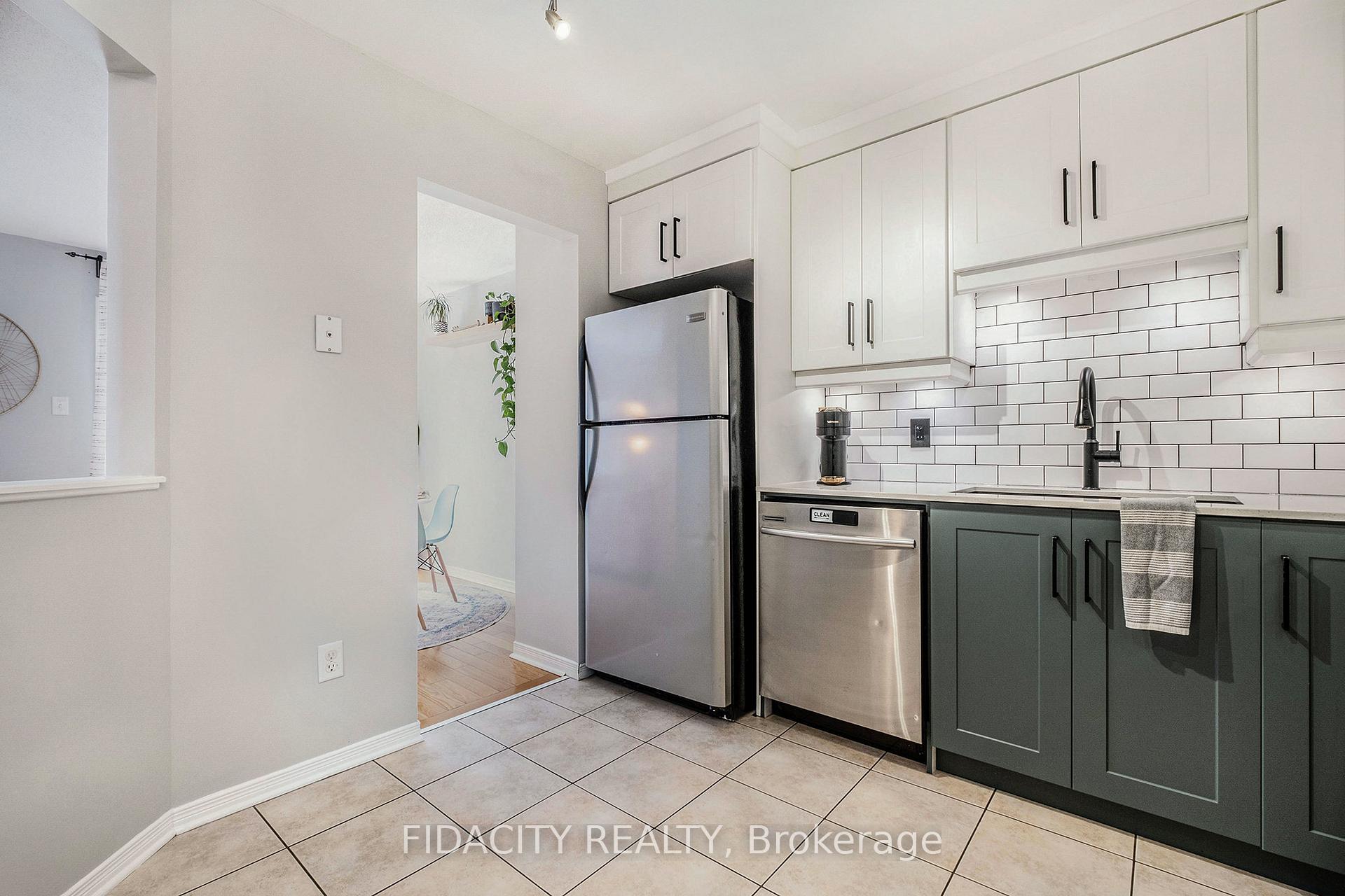 Photo 10 of 434 Claridge Drive, Ottawa, Barrhaven - Longfields — HOMEH
