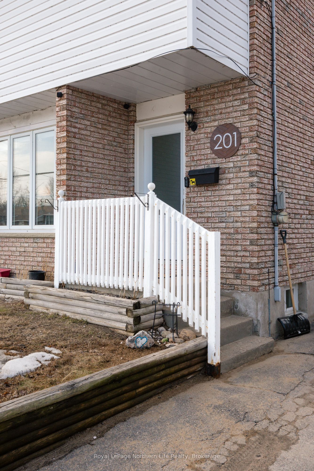 Photo 54 of 201 Marshall Park Drive, North Bay, Ferris — HOMEH