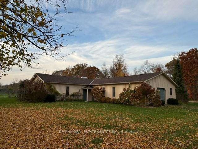 Photo 5 of 4159 Britannia Road, Burlington, Rural Burlington — HOMEH