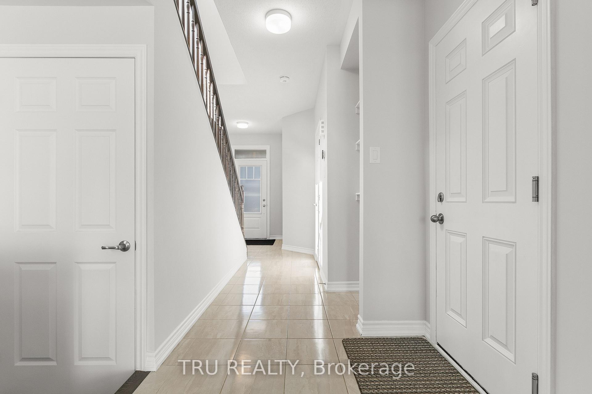 Photo 5 of 709 Perseus Avenue, Ottawa, Barrhaven - Half Moon Bay — HOMEH