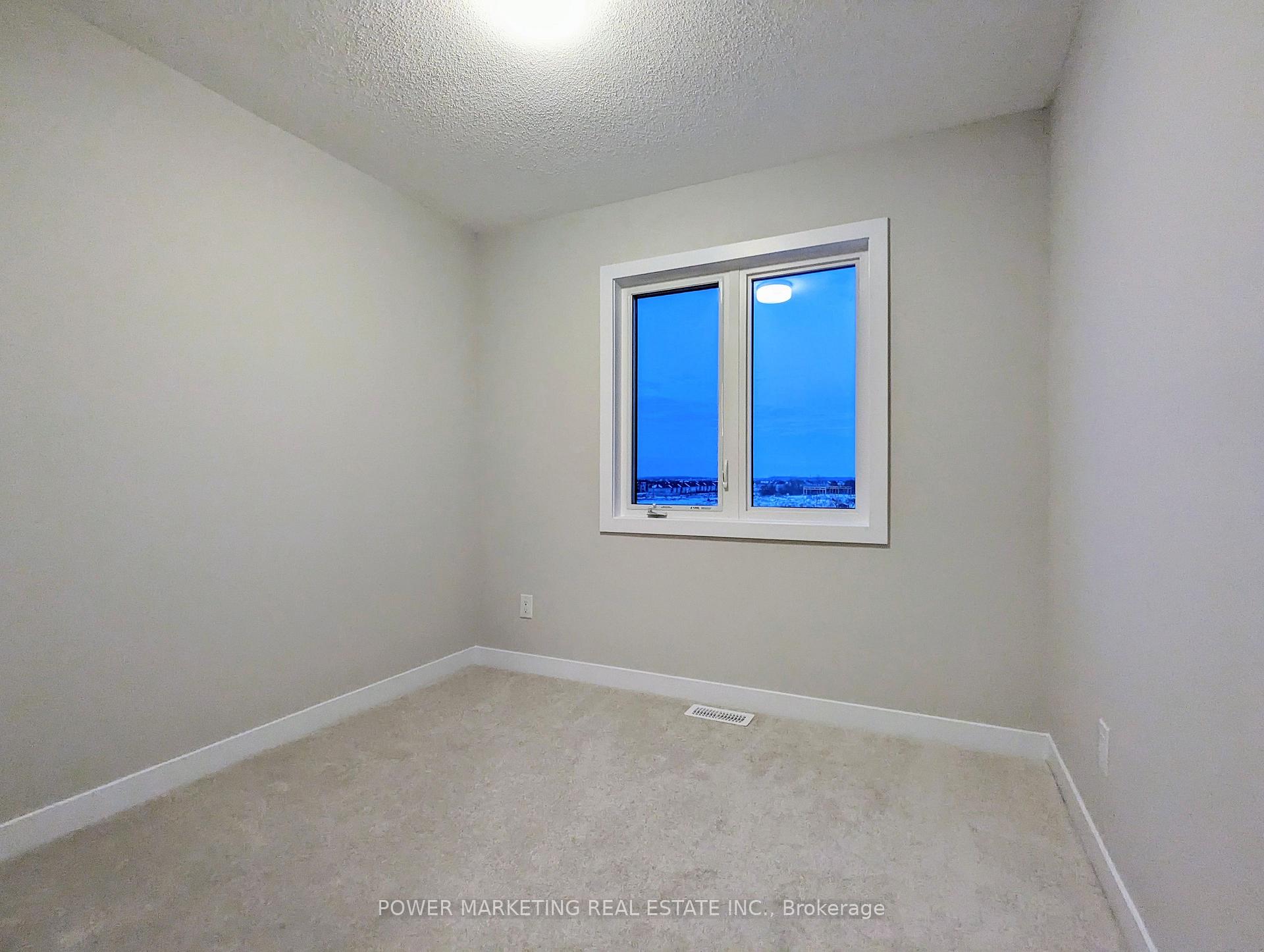 Photo 18 of 200 Speckled Alder Row, Ottawa, Barrhaven - Half Moon Bay — HOMEH